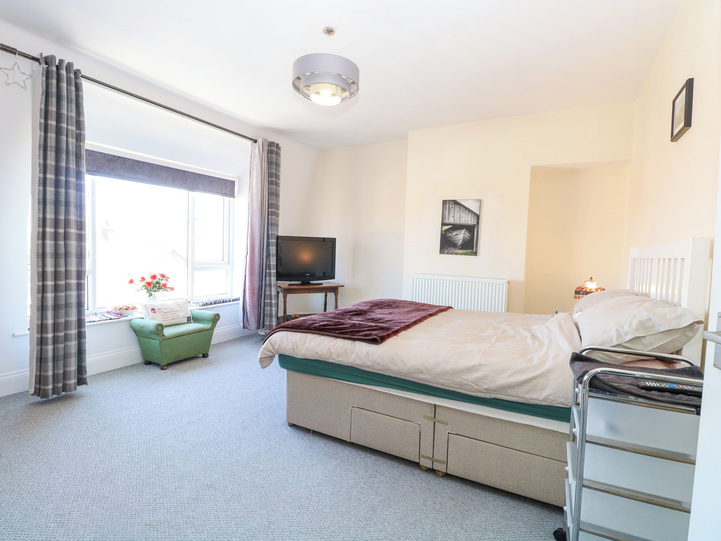 6 bedrooms, free WiFi, individually decorated, individually furnished