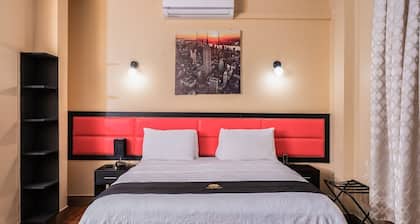 Shelbees Suites - Junior Suite 101