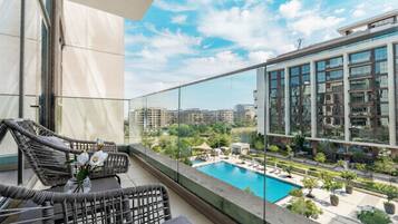 Appartement Familial, 2 chambres, balcon, vue parc | Vue depuis le balcon