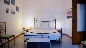 1 quarto, roupa de cama