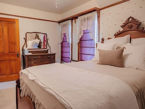 4 chambres, Wi-Fi gratuit, draps fournis