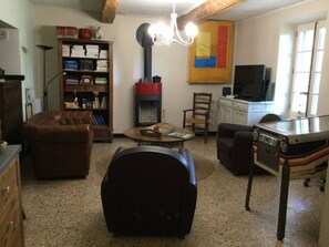 Living area - Vrbo Property (Sarrians)