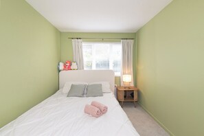Room - Bright, Leafy Oasis in South London - Pass the Keys (London)