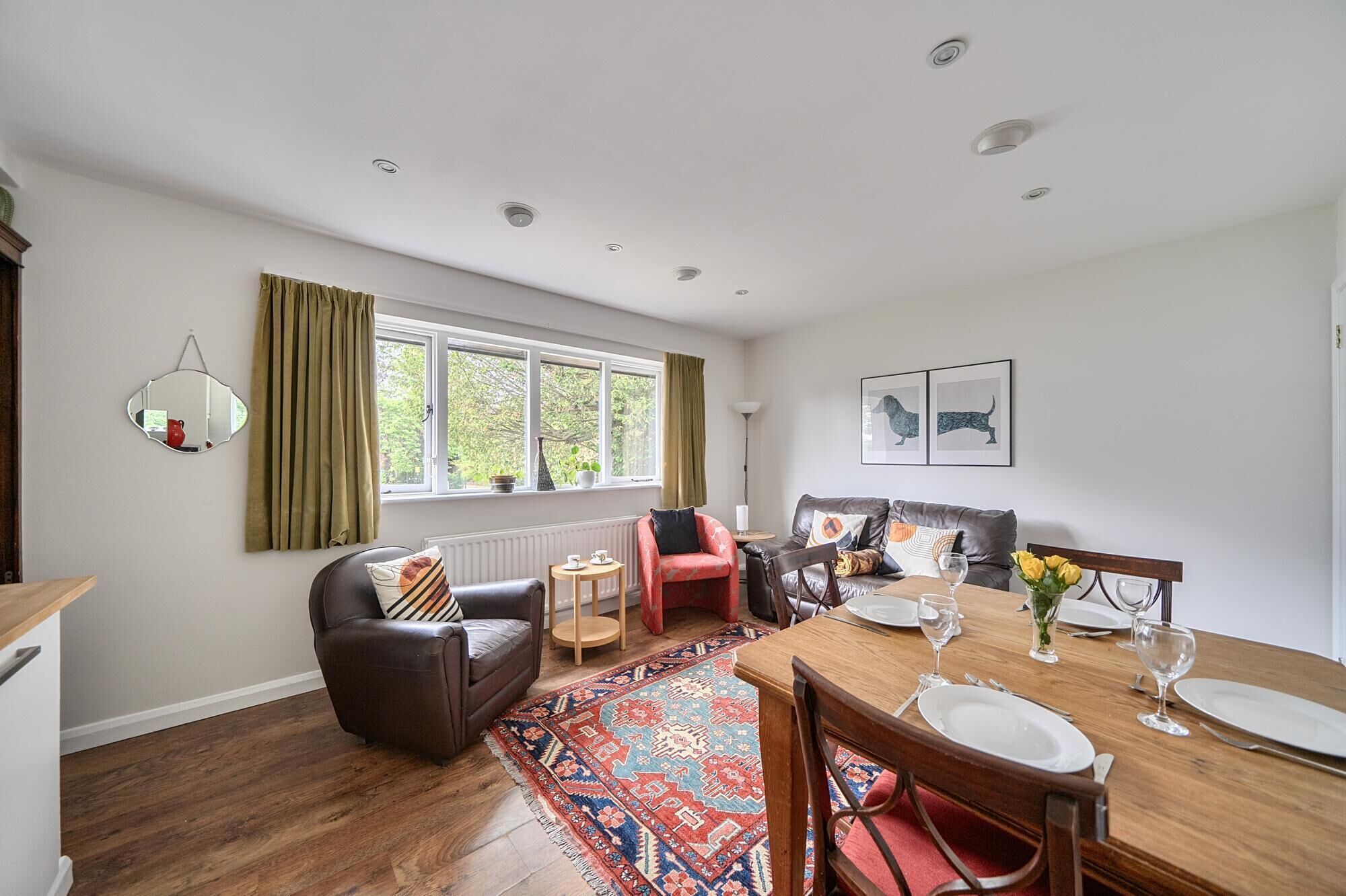Bright Esher Home With Free Parking - Pass The Keys - Surbiton