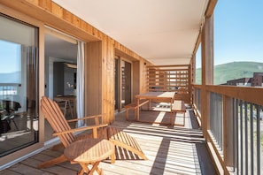 Outdoor dining - Prato - Terrace | Spa | Mtn views | Alpe d'Huez (Huez)