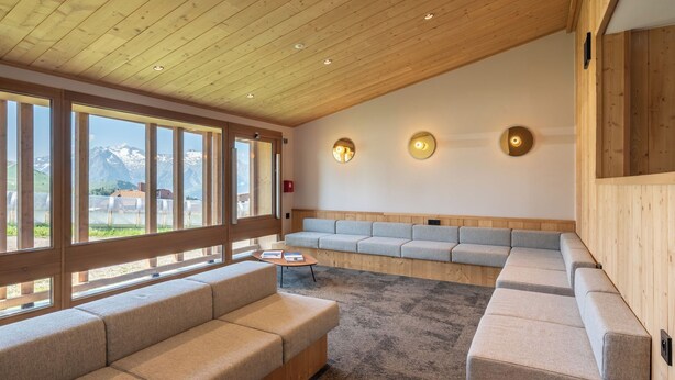 Interior - Altis - Terrace | Spa | Ski locker | Alpe d'Huez (Huez)