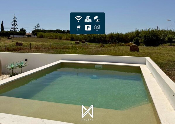 Pool - Vrbo Property (Porto Covo)
