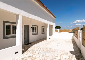 Exterior - Vrbo Property (Porto Covo)