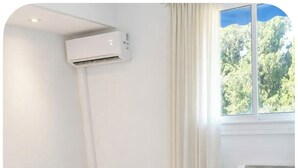 Room - Family-friendly apartment 5 minutes from La Croisette (Le Cannet)