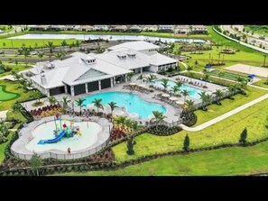 Pool - Charming 2-bedroom Villa on water w/ Many Amenities in gated Lakewood Ranch (Bradenton)