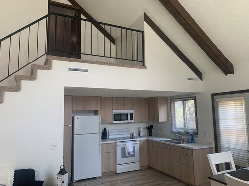 Cozy  2 bedroom Cape Cod