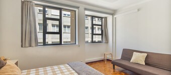 'Praça AL T2' Apartment with Mountain View, Wi-Fi and Air Conditioning