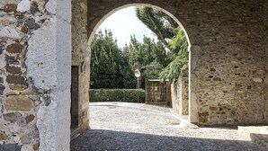 Property grounds - 'Casa Torre Del Gruagno' Apartment with Mountain View, Private Terrace and Wi-Fi (Santa Margherita)