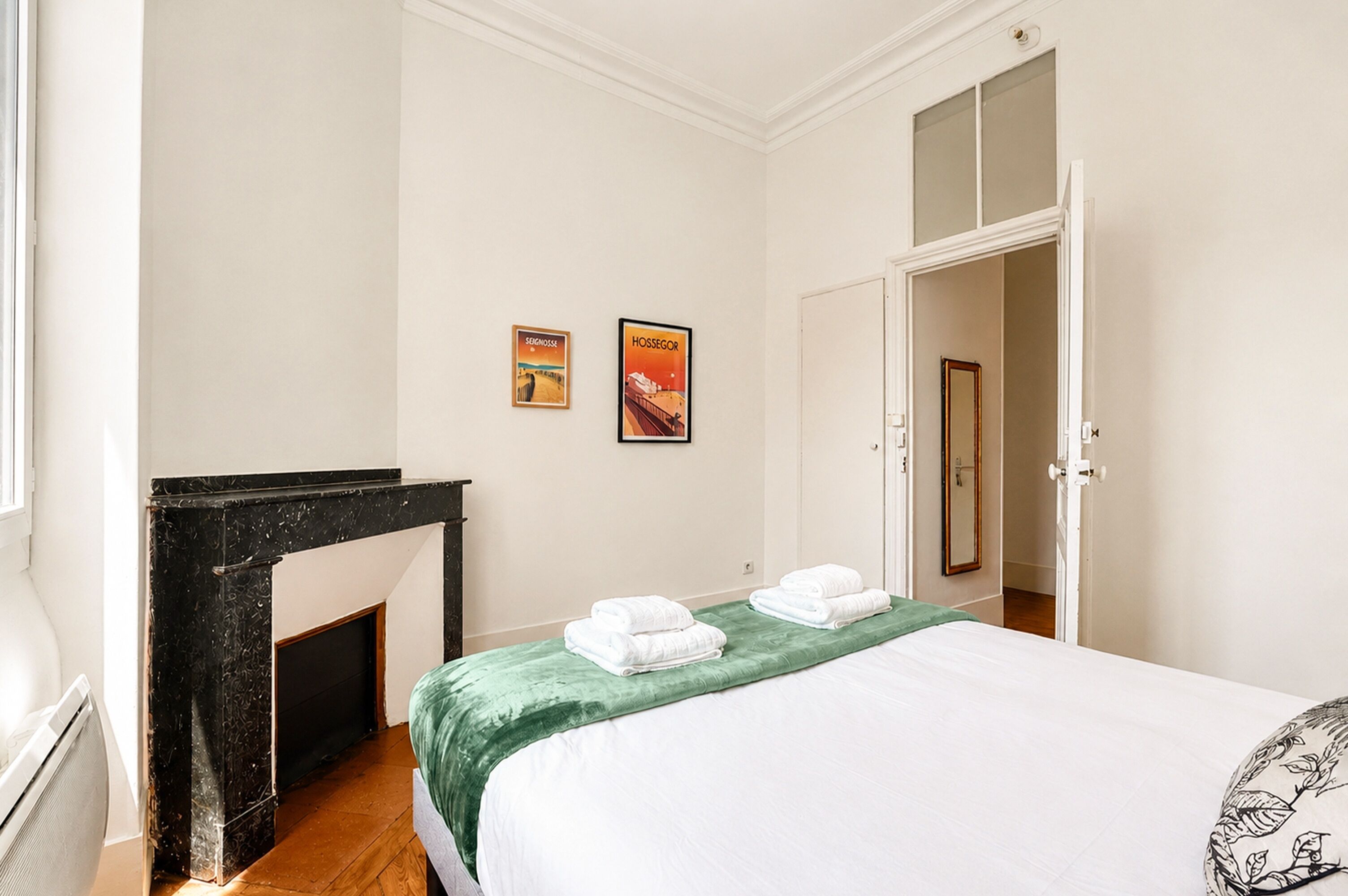 2 dormitorios, tabla de planchar con plancha, wifi gratis y ropa de cama