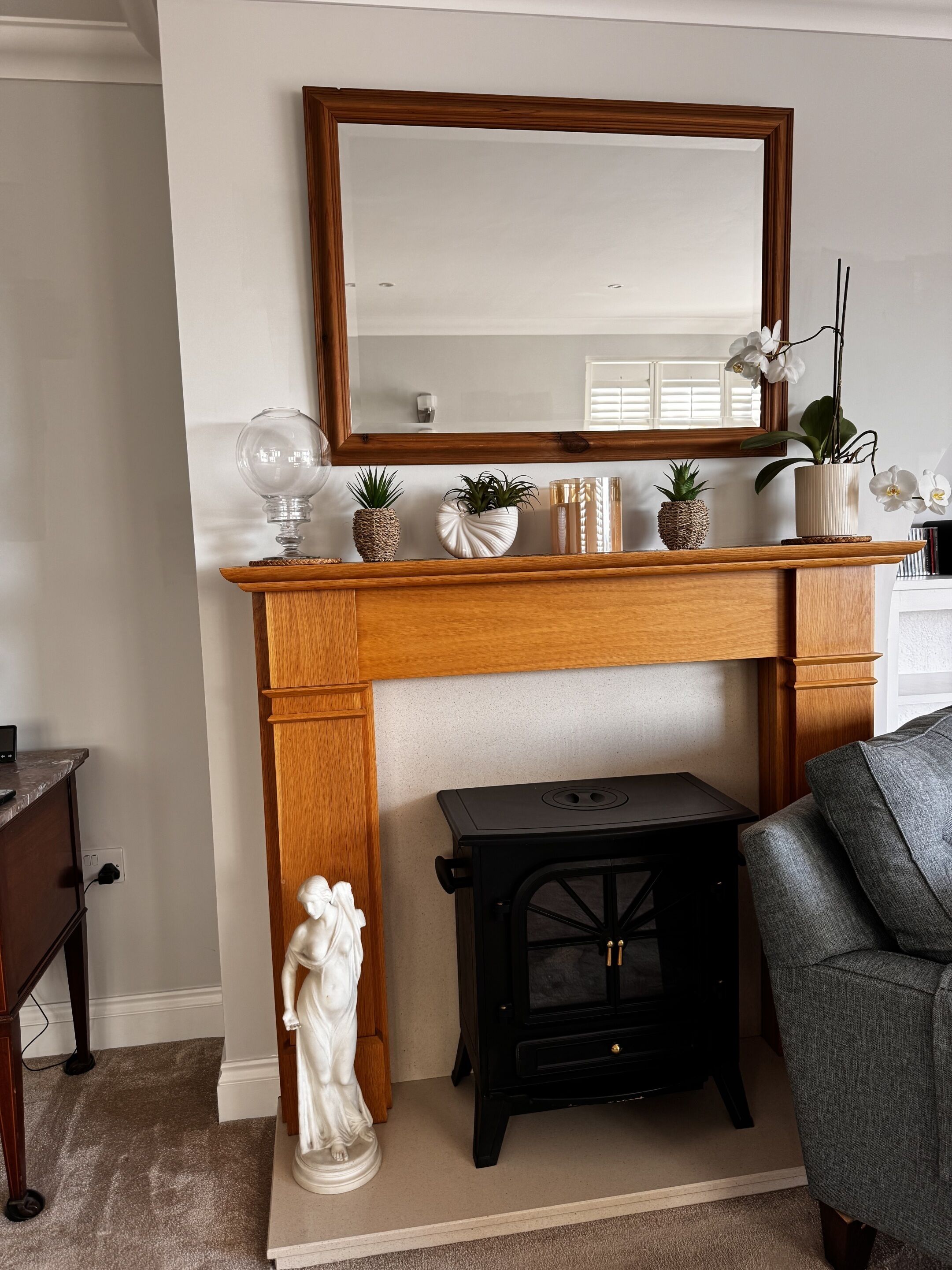 Lounge Fireplace