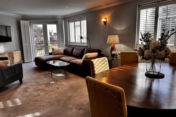 Wohnzimmer / Lounge
