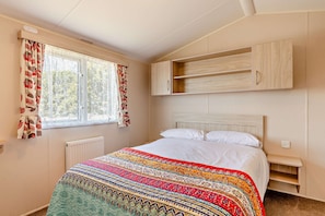 2 chambres, bureau, Wi-Fi, draps fournis