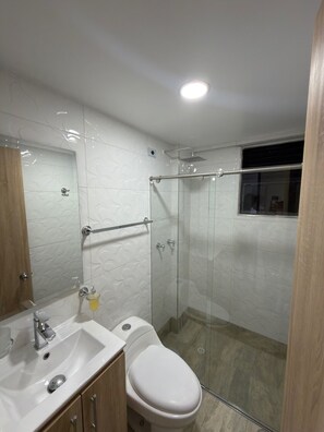 Bathroom - Vrbo Property (Bogotá)