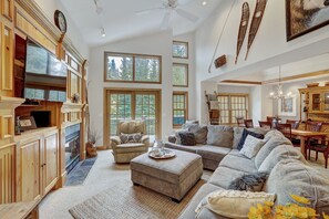 Living area - 368 Settlers Dr in Breckenridge (Breckenridge)