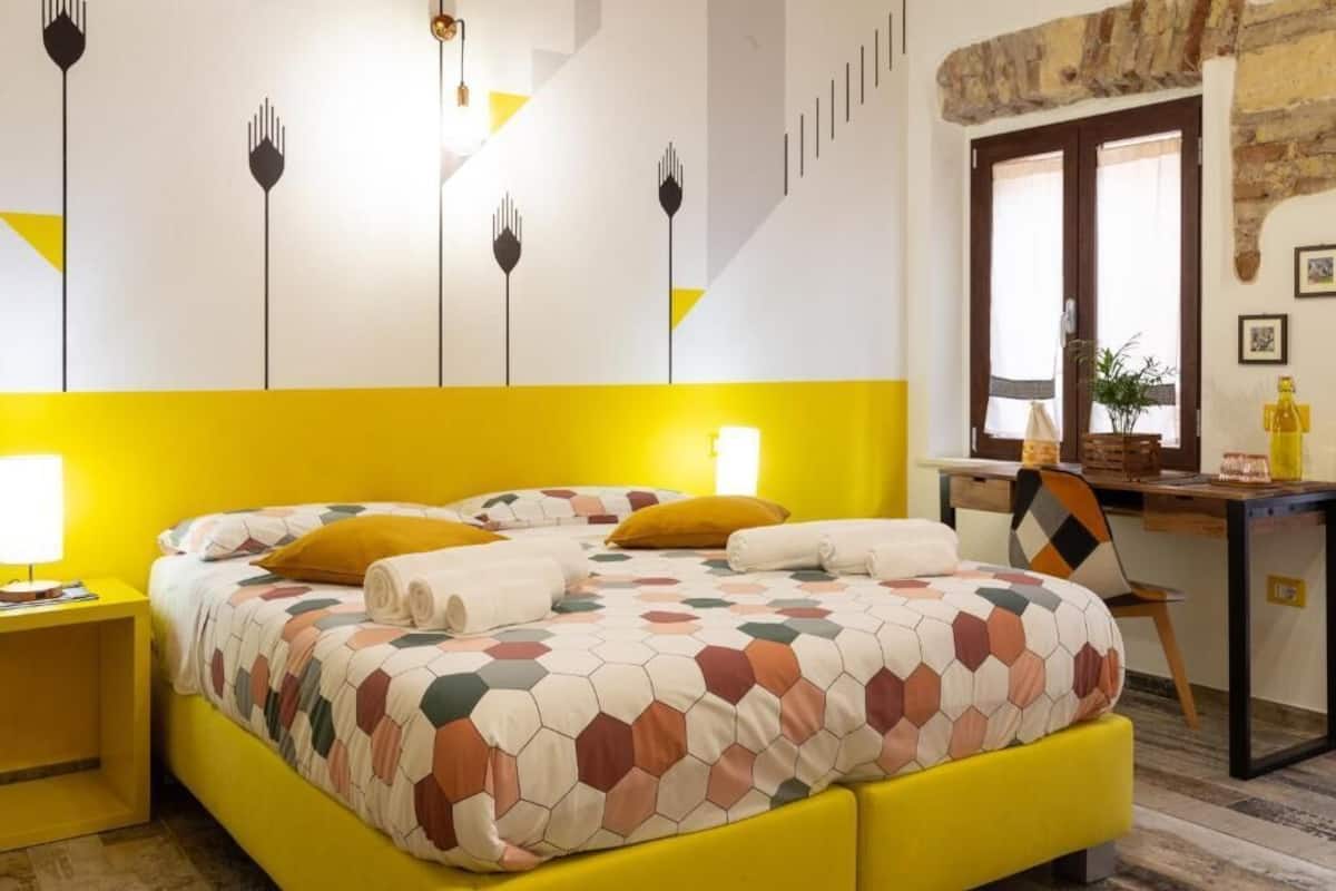 Family Triple Room, Private Bathroom | Blackout drapes, iron/ironing board (on request), WiFi (free)