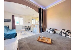 Room - Vrbo Property (Antibes)