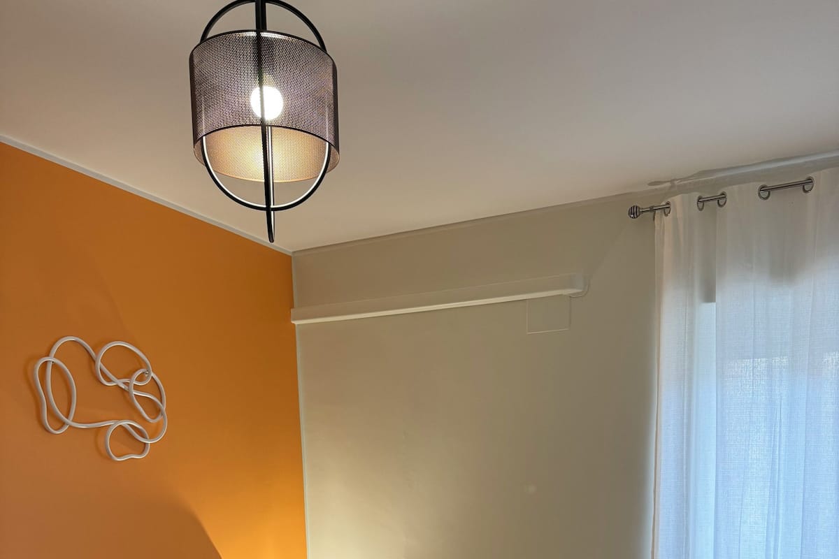 Habitación individual (Monfort) | Escritorio y wifi gratis