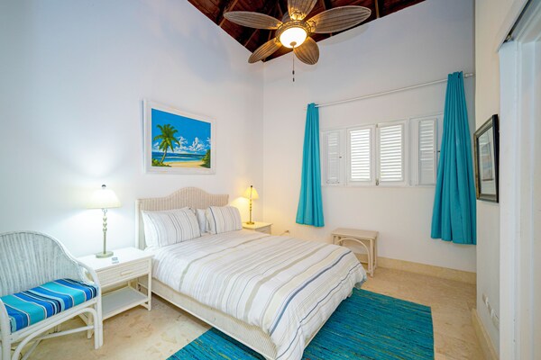 Villa Casamare Oceanfront Luxury In Seahorseranch - Sosúa