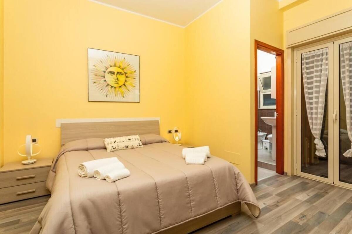 Quadruple Room, Balcony, Courtyard View (Gialla)