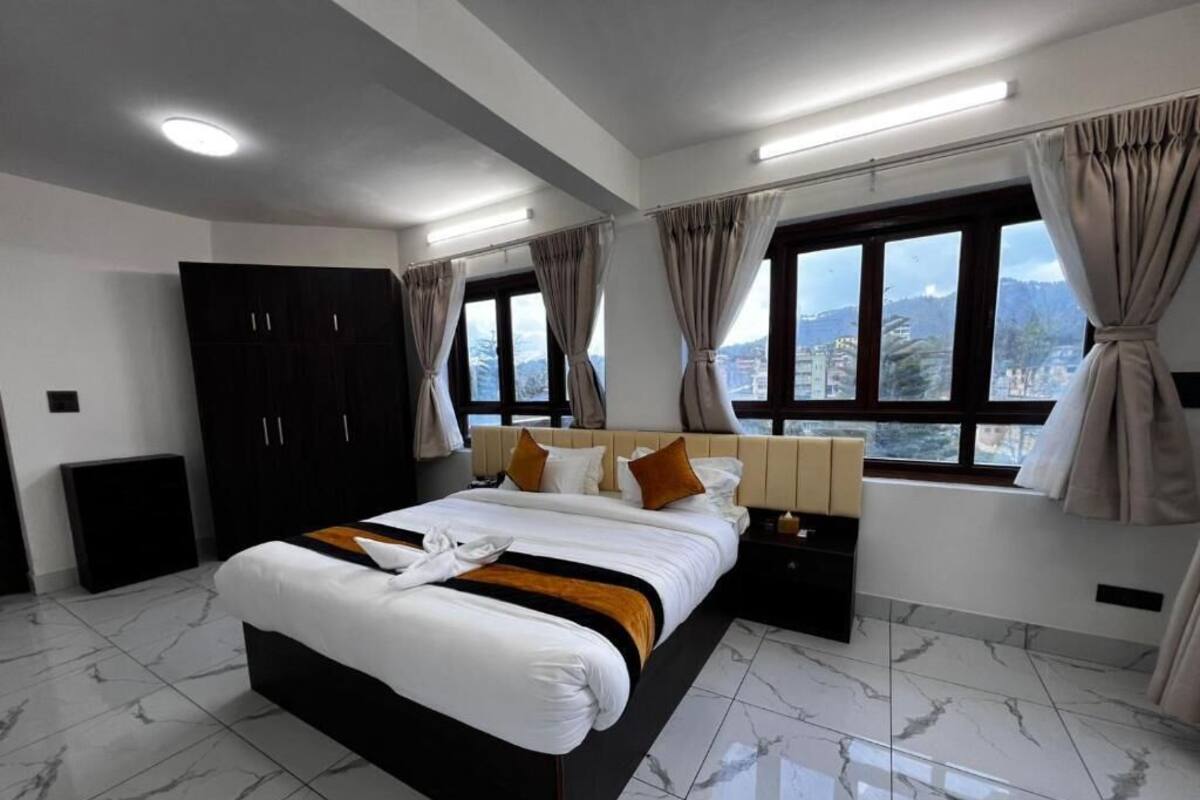 Cortinas opacas y wifi gratis