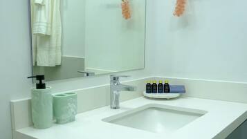 Apartment | Bathroom