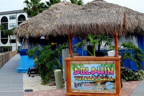 Outdoor dining - Marco Island --- Stay in Paradise! (Marco Island)