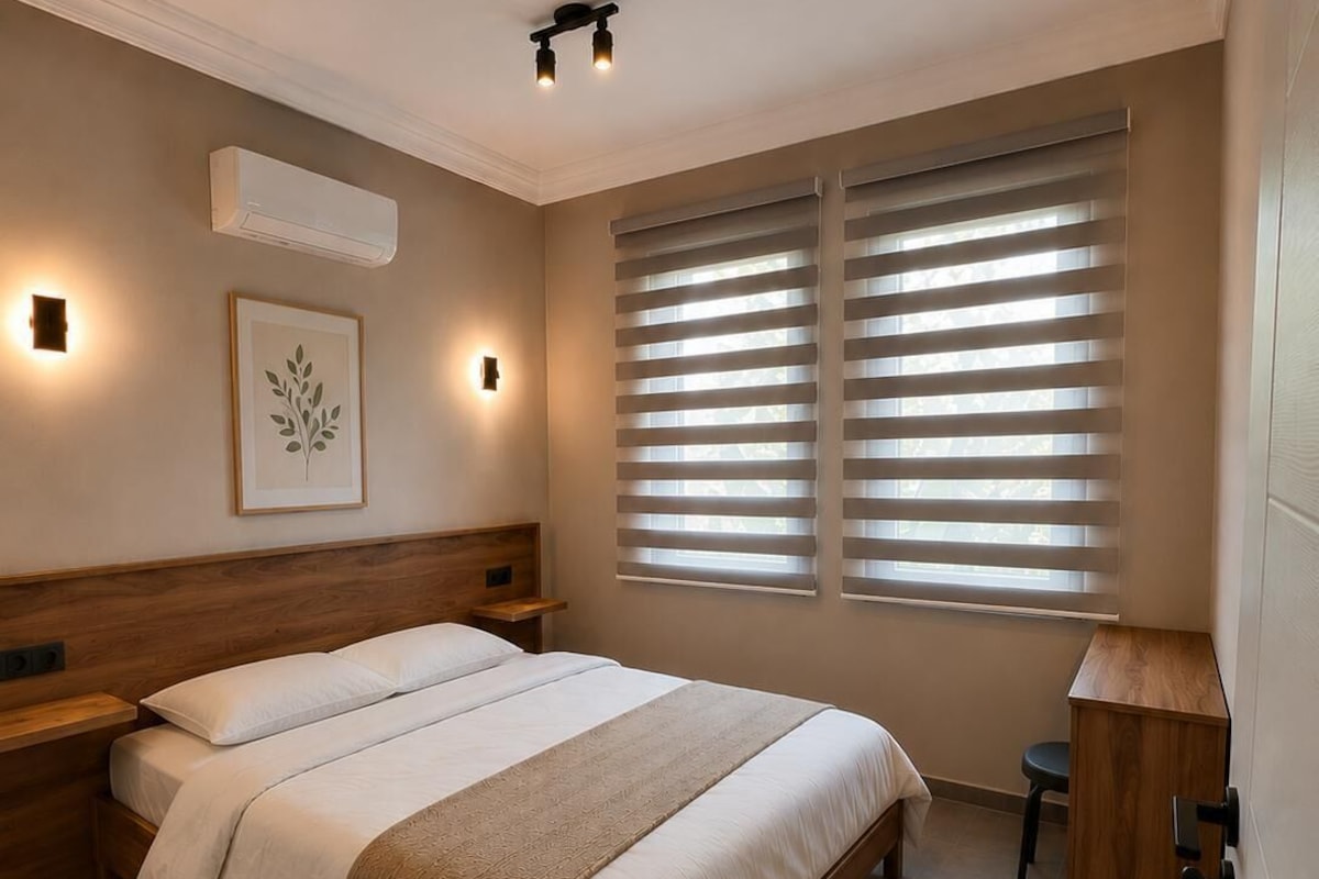 Apartment | Premium bedding, desk, laptop workspace, bed sheets