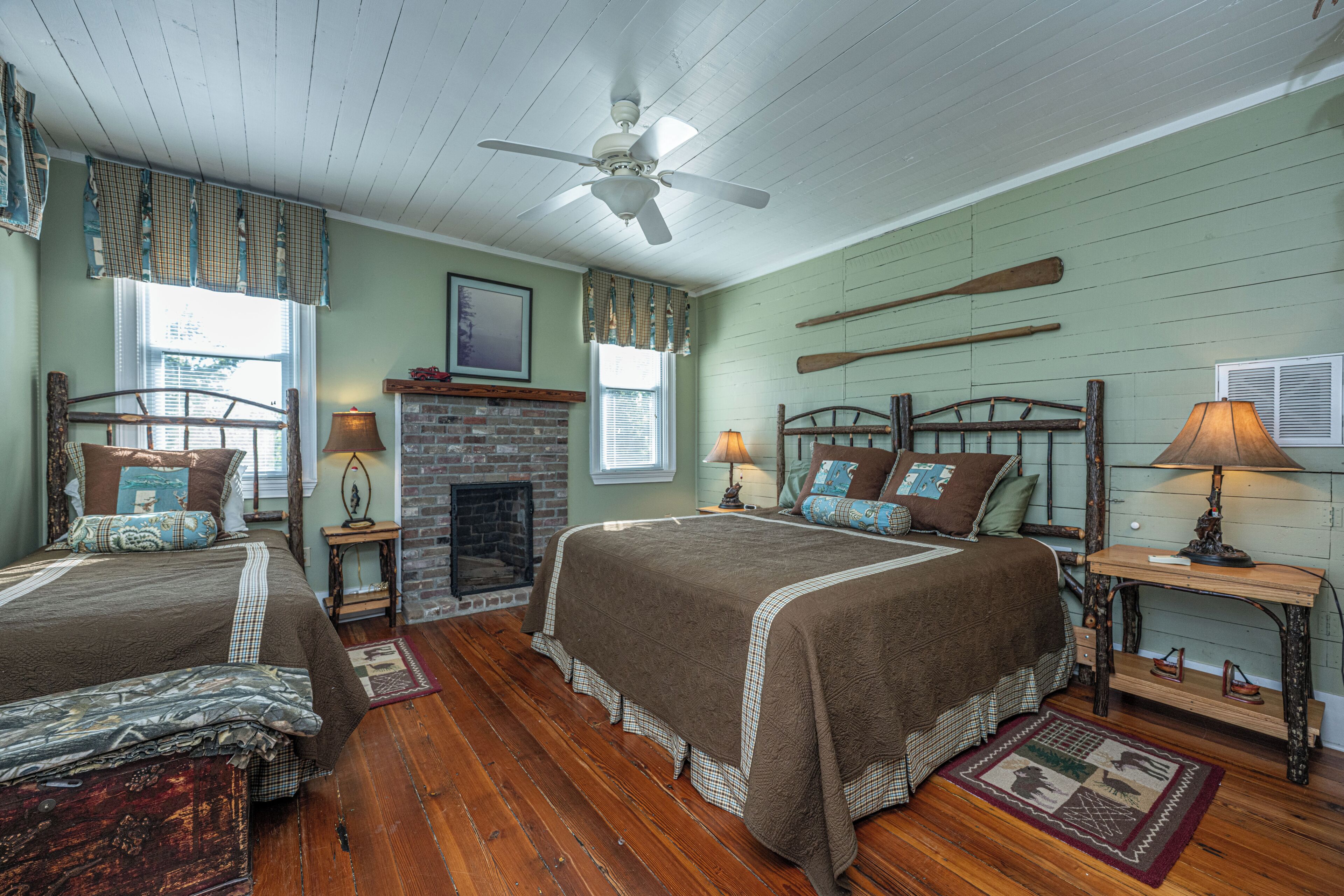 8 chambres, Wi-Fi, draps fournis