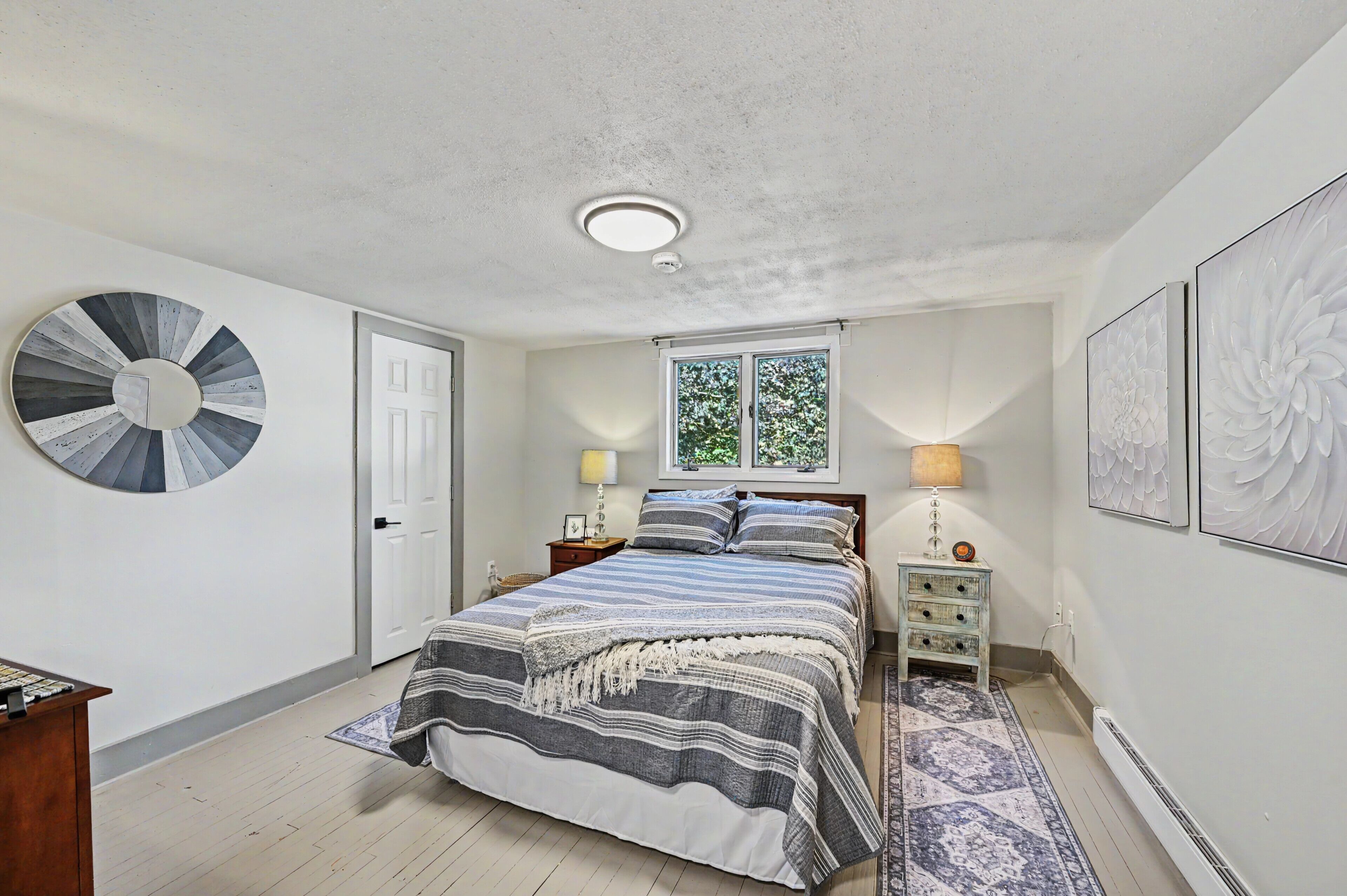 4 bedrooms, free WiFi, bed sheets
