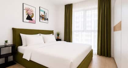 Flat Olive Hill in Oradea with Private Parking • Fast WiFi • Self Check-in • AC