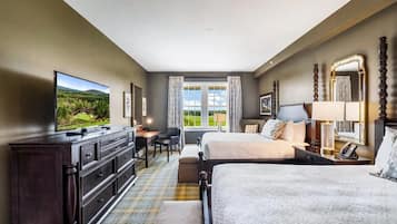 In-room safe, desk, laptop workspace, blackout curtains