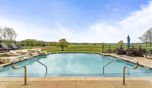 Outdoor pool - Pursell Farms (Sylacauga)
