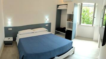 Double or Twin Room | Free WiFi