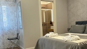 Classic-Doppel- oder -Zweibettzimmer, Balkon