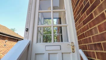 Cottage | Exterior detail
