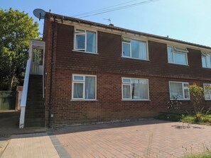 Cottage | Exterior - Sussex Close (New Malden)