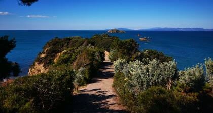 PUNTA ALA: SUNSET WITH A SEA VIEW! Air conditioning + Parking + Blue Flag beaches!