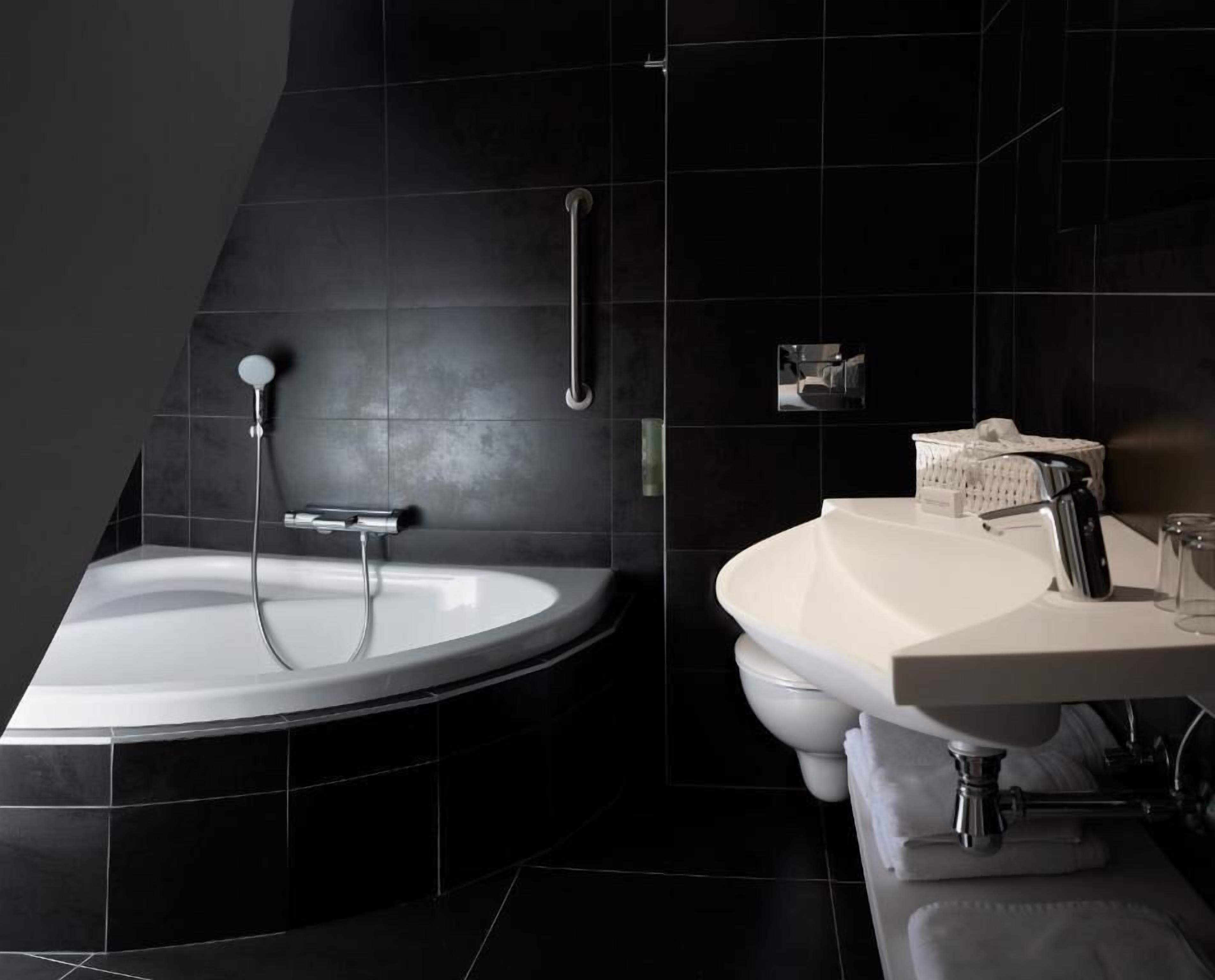 Chambre Double avec Baignoire | Banheiro