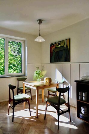 Dining - Apartment 2 with garden views Letnisko Polanczyk (Polańczyk)