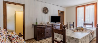 Le Palme Apartment with Garden in Giannella