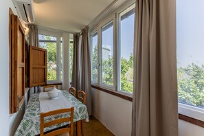Dining - Laguna Blu Terrace with Lagoon View in Giannella and Private Garden (Orbetello)