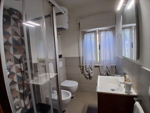 Dusche, Haartrockner