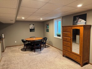 Dining - Unwind by the Lake - Spacious 3BR Condo, Minutes from Sioux City (North Sioux City)