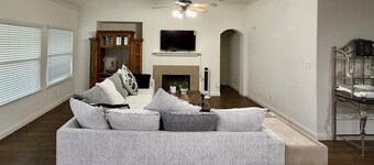 This is a spacious house with 5 bedrooms and 2.5 bathrooms. many amenities
