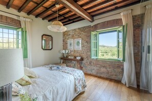 Unclassified image, 3 of 89, button - Villa Loretta with breathtaking view (Montecarlo)